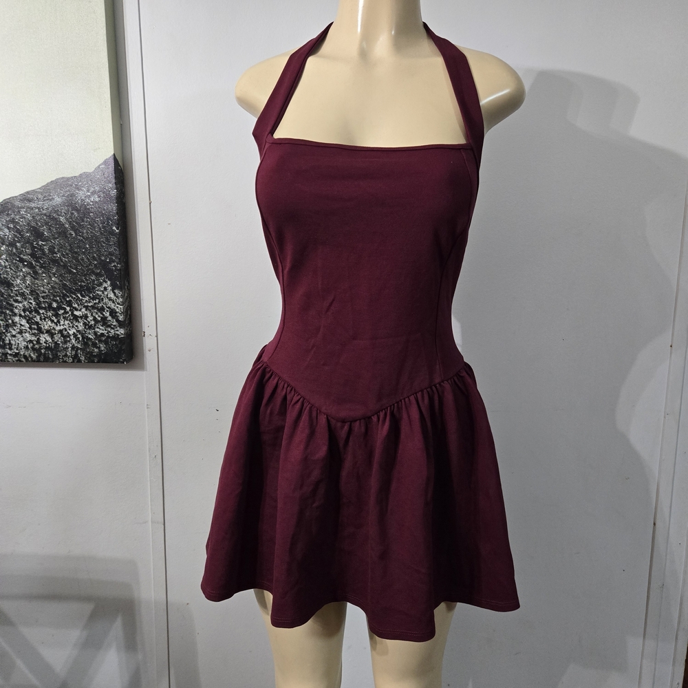 Chic Halter Mini Dress in Deep Burgundy